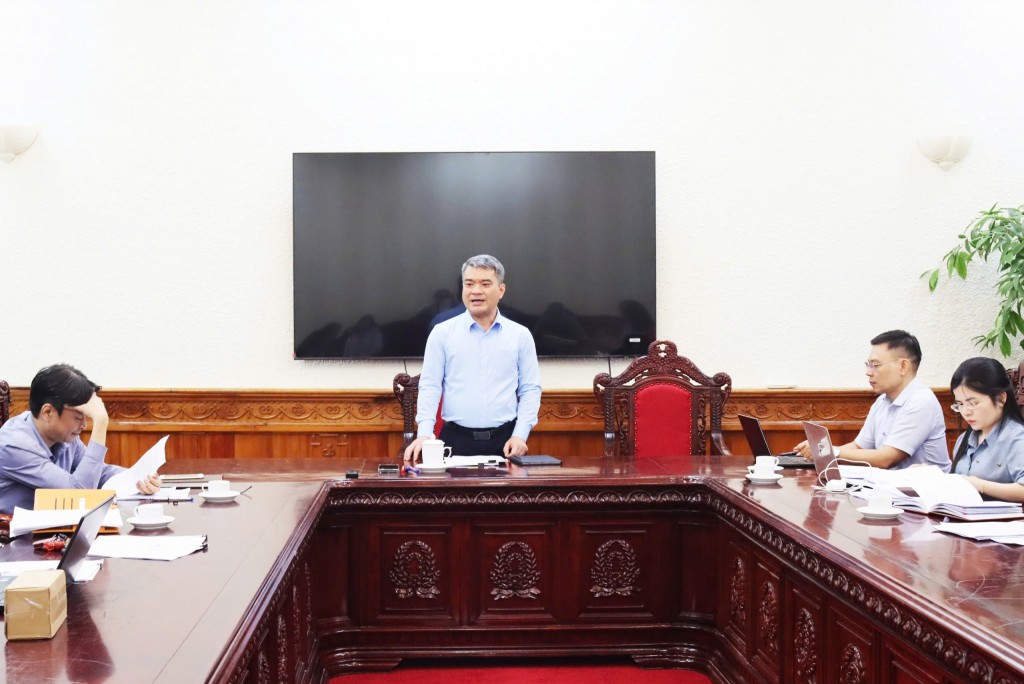 Tháo gỡ các rào cản do quy định của pháp luật nhằm thúc đẩy phát triển kinh tế - xã hội