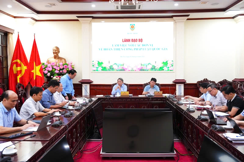 Cổng Pháp luật quốc gia phải trở thành nền tảng kết nối giữa Nhà nước pháp quyền và người dân trong kỷ nguyên số