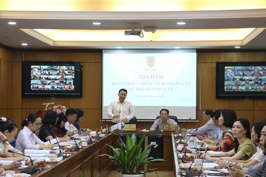 Phát triển trợ giúp viên pháp lý đáp ứng yêu cầu phát triển của đất nước trong kỷ nguyên mới