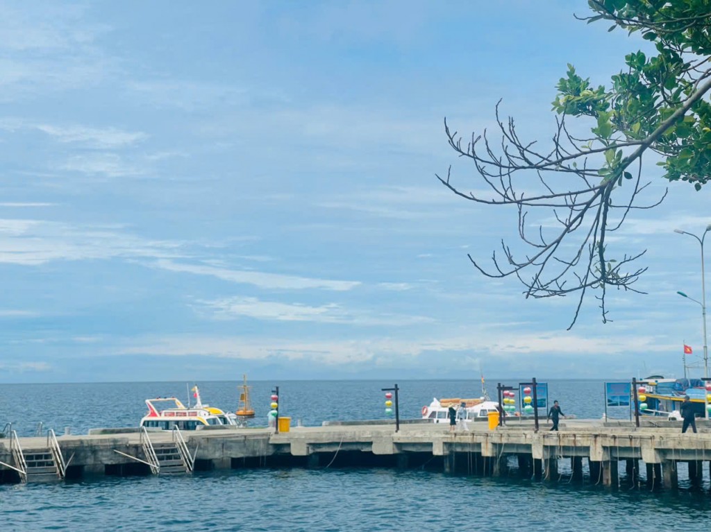 CẢI CÁCH THỂ CHẾ, CHÍNH SÁCH QUẢN LÝ VÀ PHÁT TRIỂN DU LỊCH BỀN VỮNG Ở VIỆT NAM TRONG TÌNH HÌNH MỚI