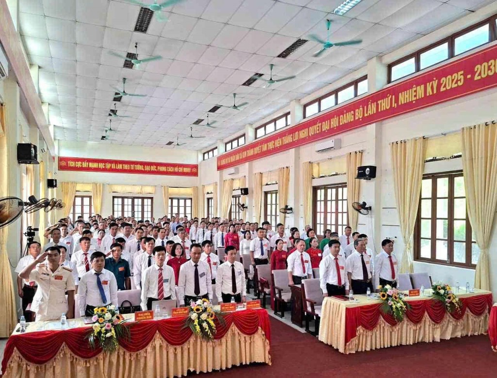 Đảng bộ xã Kim Thành, thành phố Hải Phòng long trọng tổ chức Đại hội đại biểu Đảng bộ lần thứ I