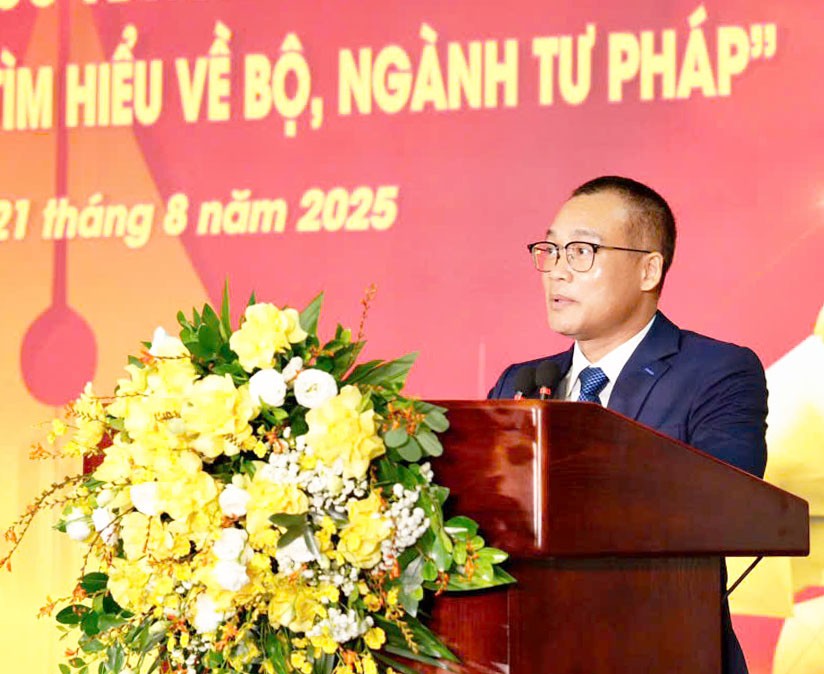 Bộ Tư pháp tổ chức Lễ trao giải 