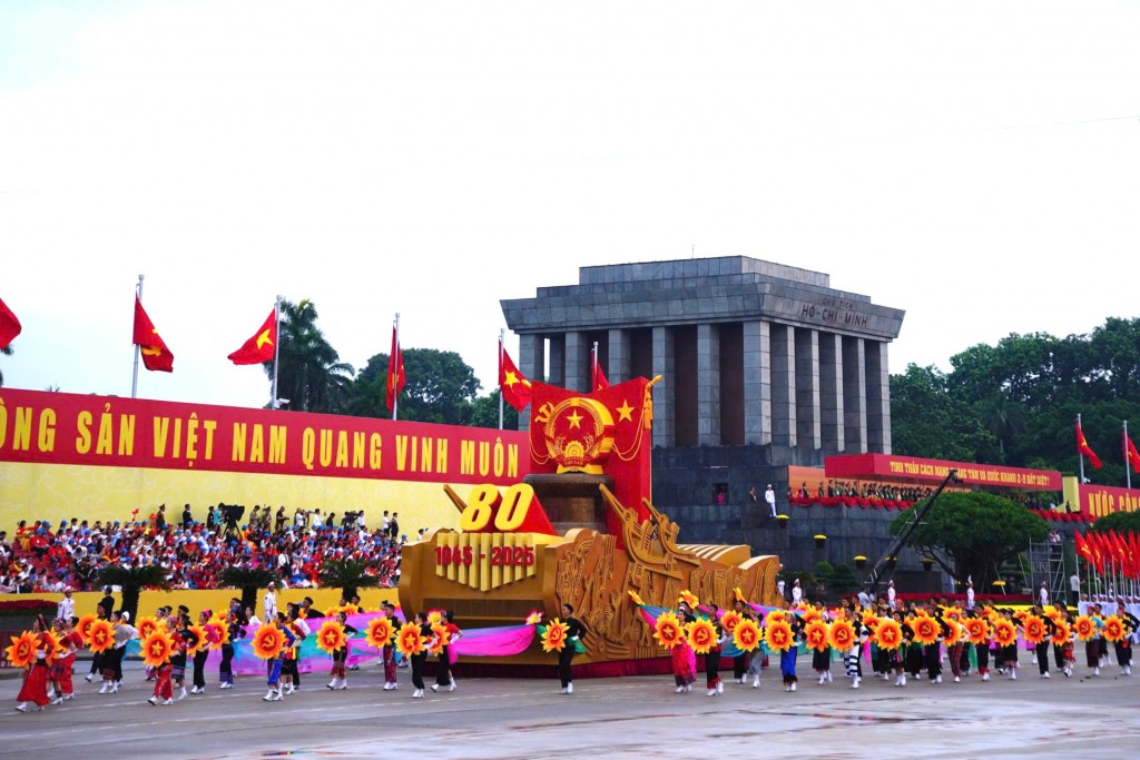 Tổng duyệt cấp Nhà nước Lễ kỷ niệm 80 năm cách mạng tháng Tám và Quốc khánh nước Cộng hòa xã hội Chủ nghĩa Việt Nam