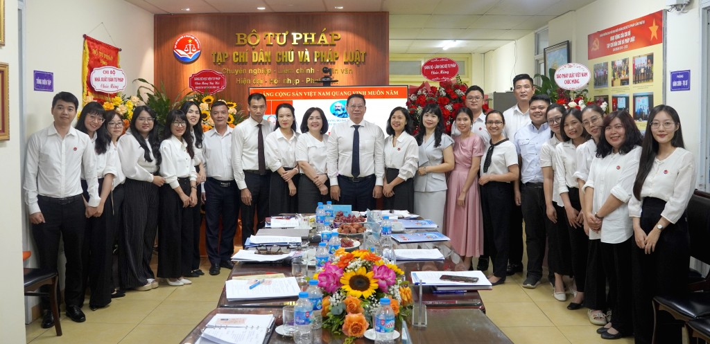 Phát huy vai trò là diễn đàn khoa học trong xây dựng, hoàn thiện Nhà nước pháp quyền xã hội chủ nghĩa Việt Nam trong kỷ nguyên mới