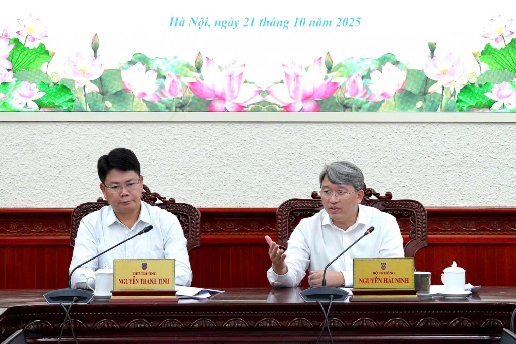 Tiếp tục hoàn thiện Cổng Pháp luật quốc gia đồng bộ với Chiến lược chuyển đổi số của Bộ Tư pháp