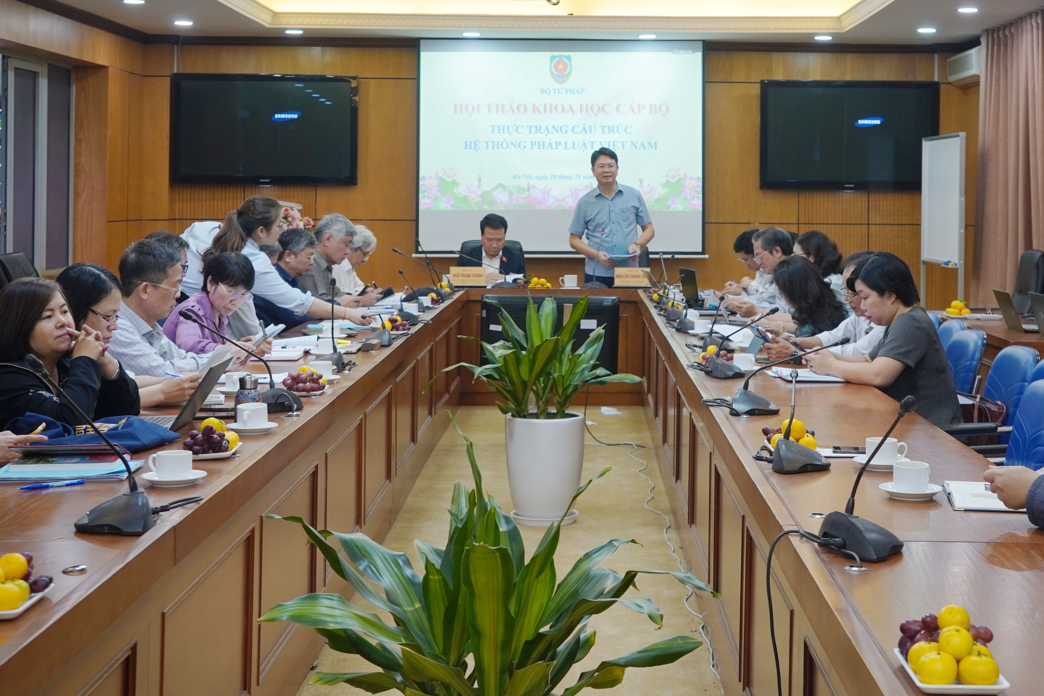 Nhận diện những hạn chế, bất cập trong cấu trúc hệ thống pháp luật Việt Nam