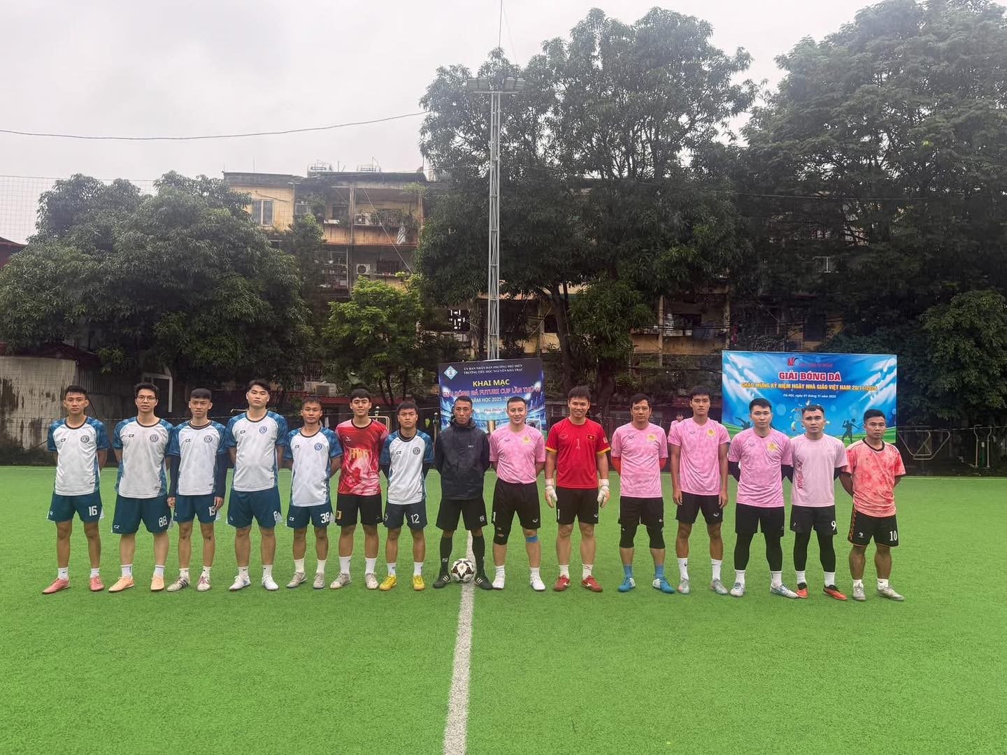 Học viện Tư pháp tổ chức chuỗi hoạt động sôi nổi, thắt chặt đoàn kết hướng tới Ngày Nhà giáo và Ngày Pháp luật Việt Nam