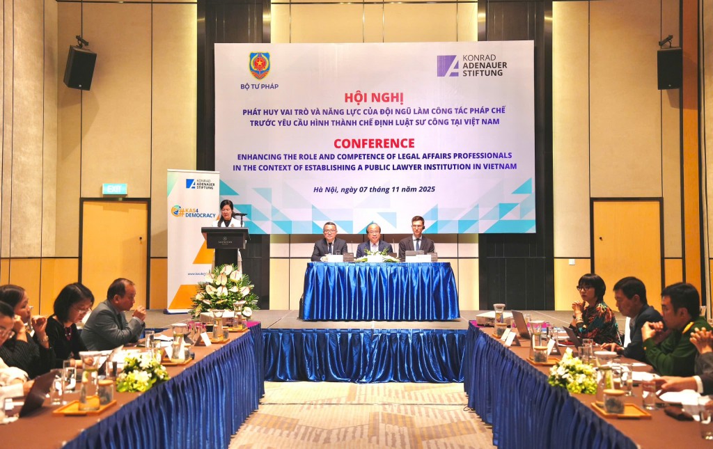 Tăng cường năng lực toàn diện cho đội ngũ cán bộ pháp chế trước yêu cầu hình thành chế định luật sư công tại Việt Nam