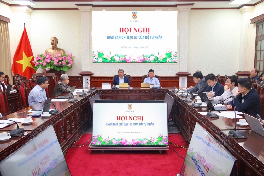 Thúc đẩy tiến độ hoàn thành các cơ sở dữ liệu và nền tảng số của Bộ Tư pháp