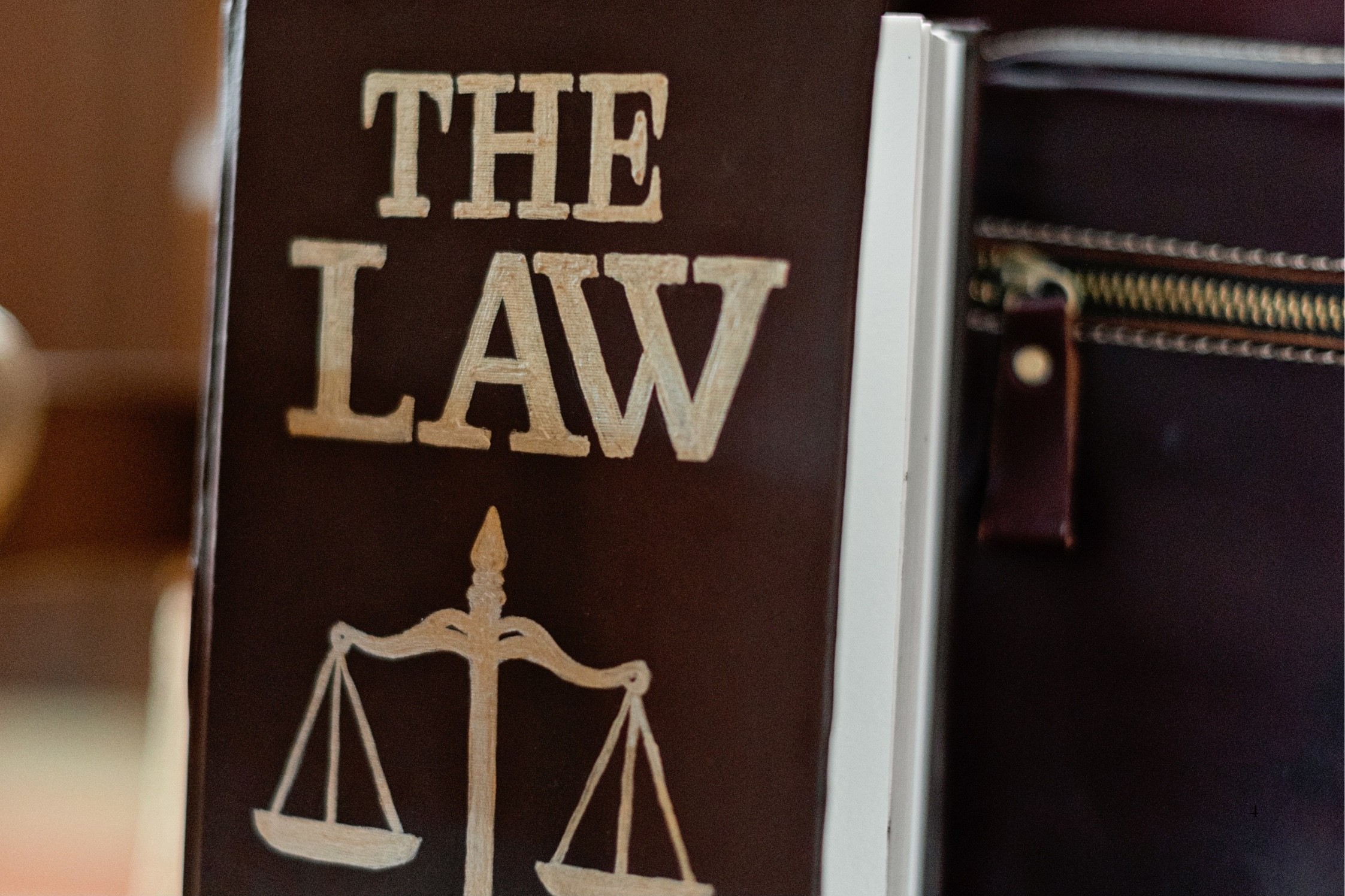 Yêu cầu và định hướng hoàn thiện pháp luật tương trợ tư pháp về dân sự trong giai đoạn mới