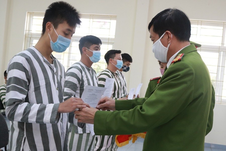 Xây dựng dự án Luật Chuyển giao người đang chấp hành án phạt tù đáp ứng yêu cầu hoàn thiện pháp luật và hội nhập quốc tế trong tình hình hiện nay