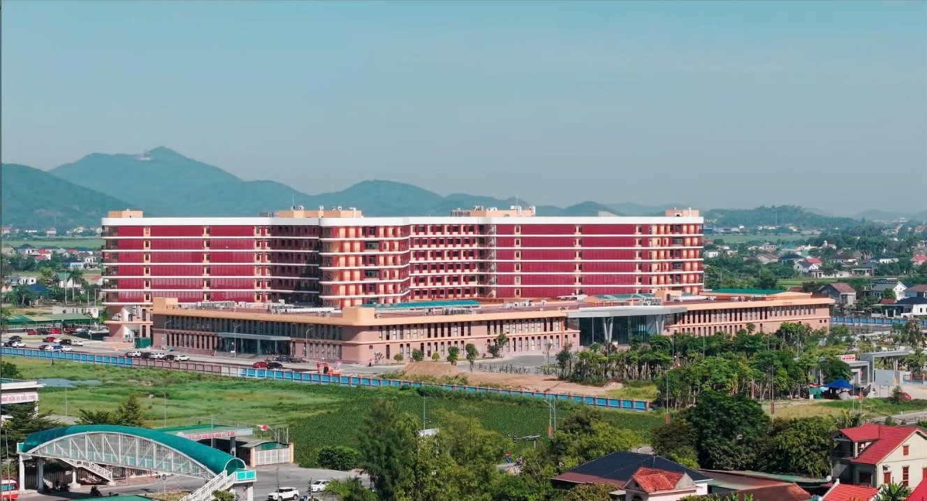 Bệnh viện Ung bướu Nghệ An - Bảo đảm quyền tiếp cận dịch vụ y tế chuyên sâu cho bệnh nhân ung thư