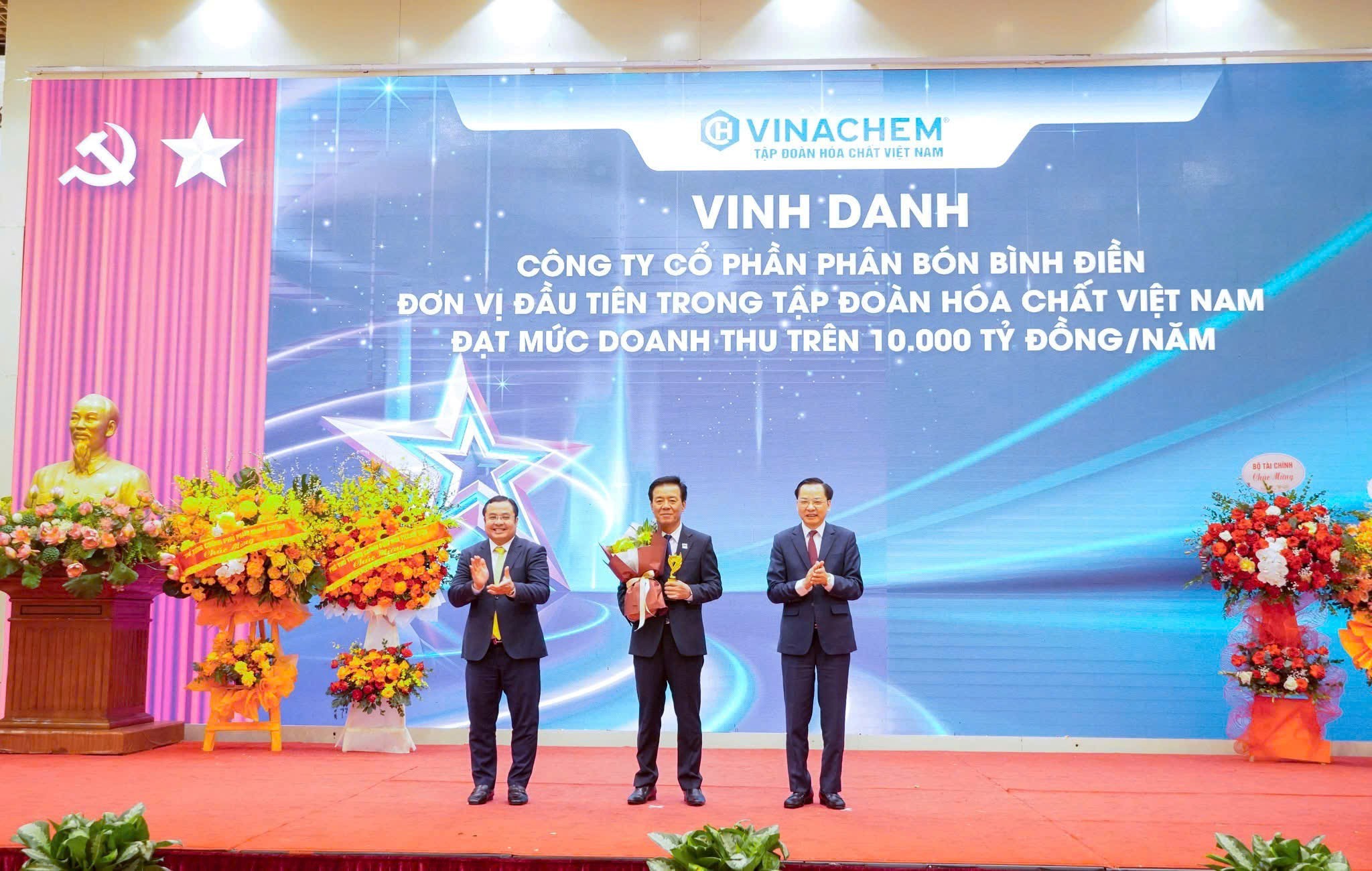 Dẫn đầu doanh thu Tập đoàn Hóa chất Việt Nam, Phân bón Bình Điền khẳng định vị thế nhờ chiến lược “Xanh hóa” và “Số hóa”