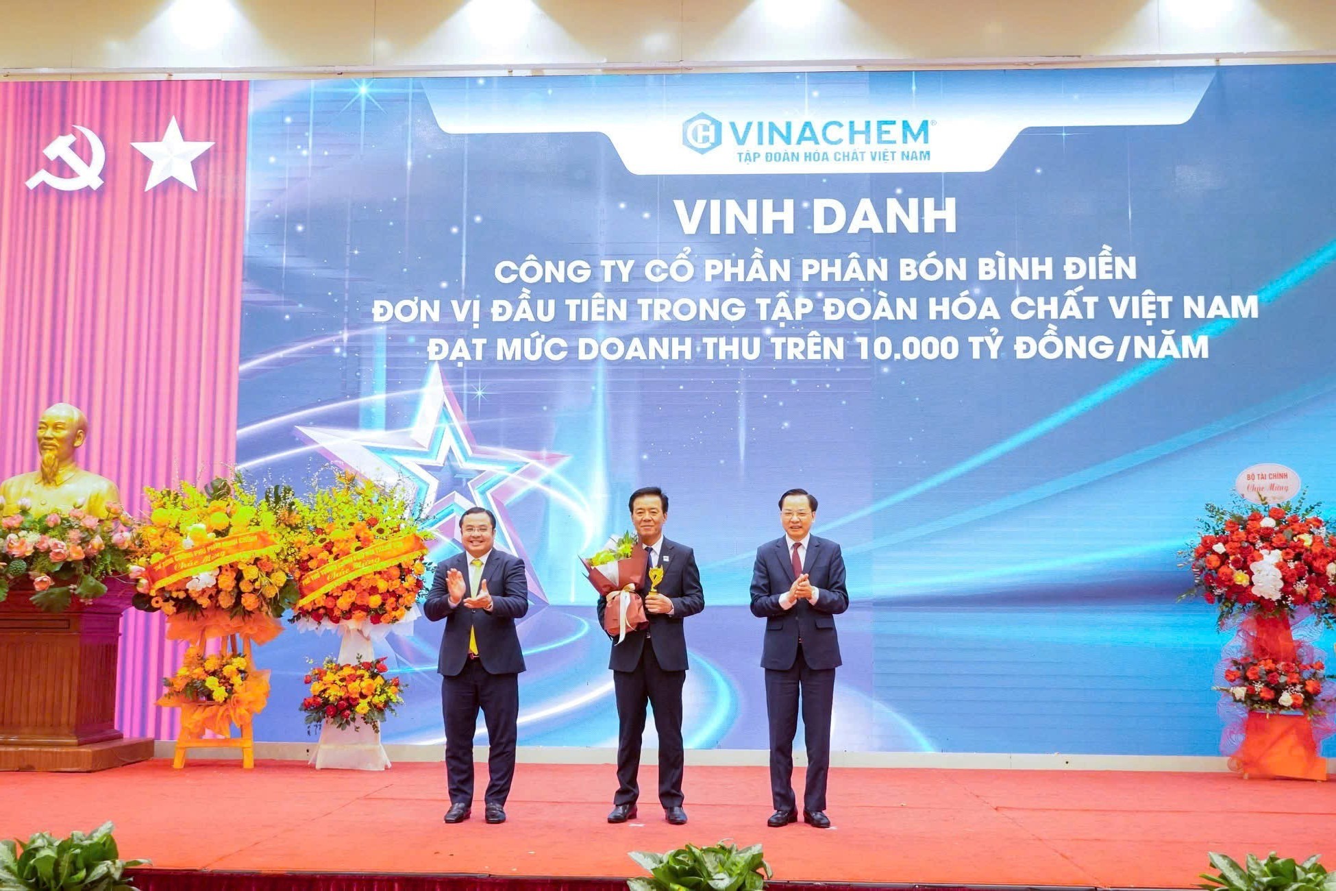 Dẫn đầu doanh thu Tập đoàn Hóa chất Việt Nam, Phân bón Bình Điền khẳng định vị thế nhờ chiến lược “Xanh hóa” và “Số hóa”