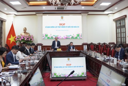 Khẩn trương hoàn thiện nội dung Đề án Định hướng lập pháp nhiệm kỳ Quốc hội khóa XVI