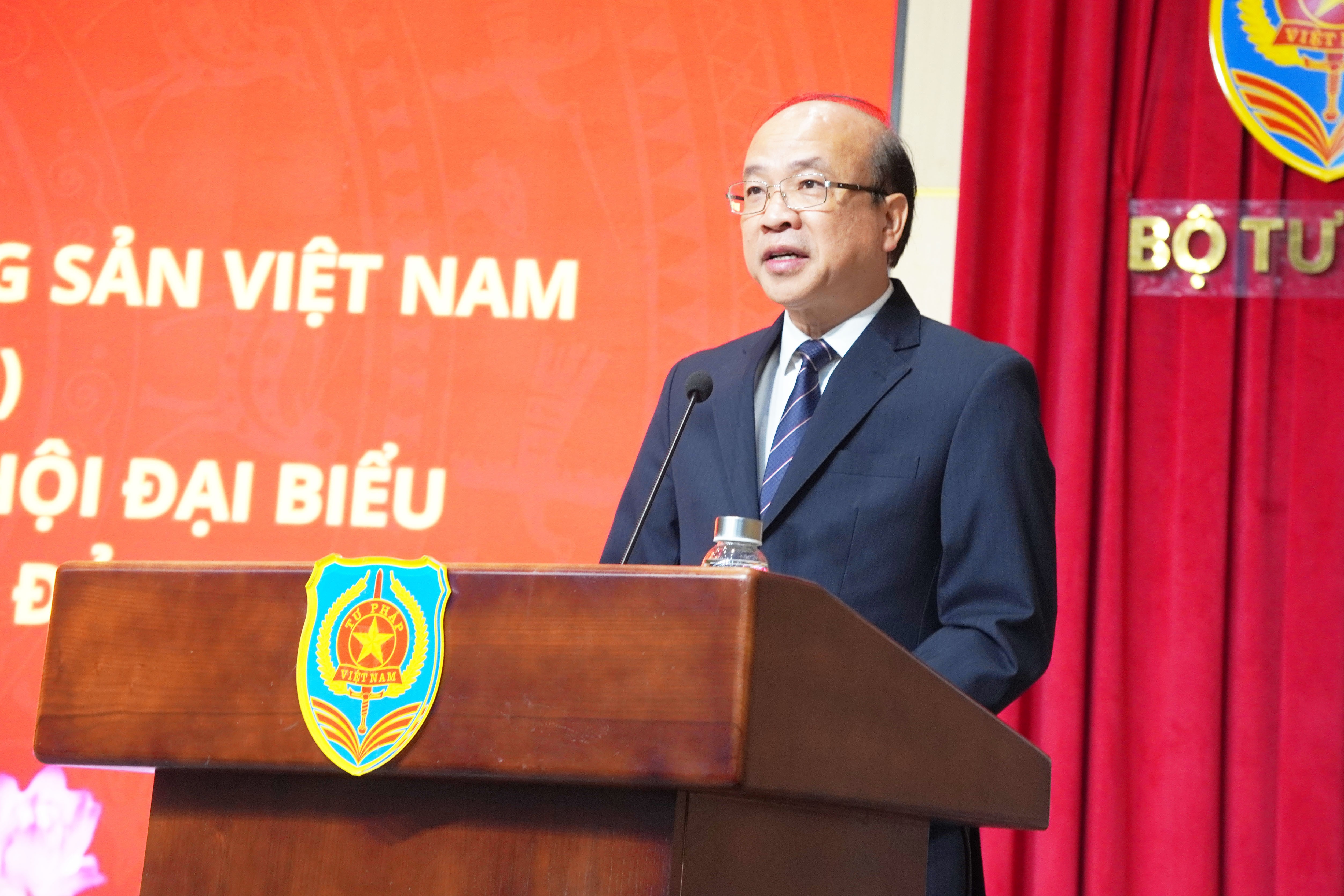 Bộ Tư pháp tổ chức Hội nghị kỷ niệm 96 năm Ngày thành lập Đảng Cộng sản Việt Nam và chào mừng thành công Đại hội XIV