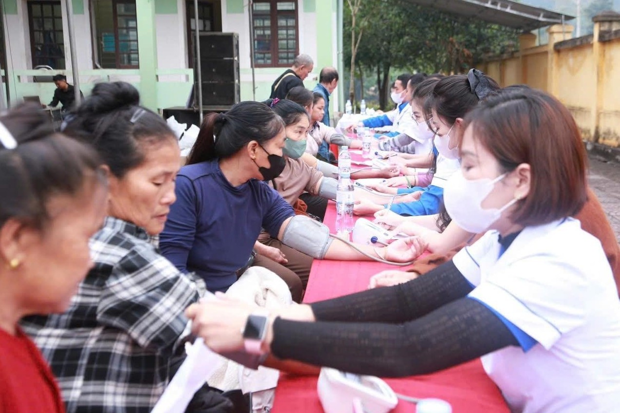 Tết ấm vùng cao 2026: Dấu ấn Dr.Papie - STARMED tại Yên Hòa (Nghệ An)