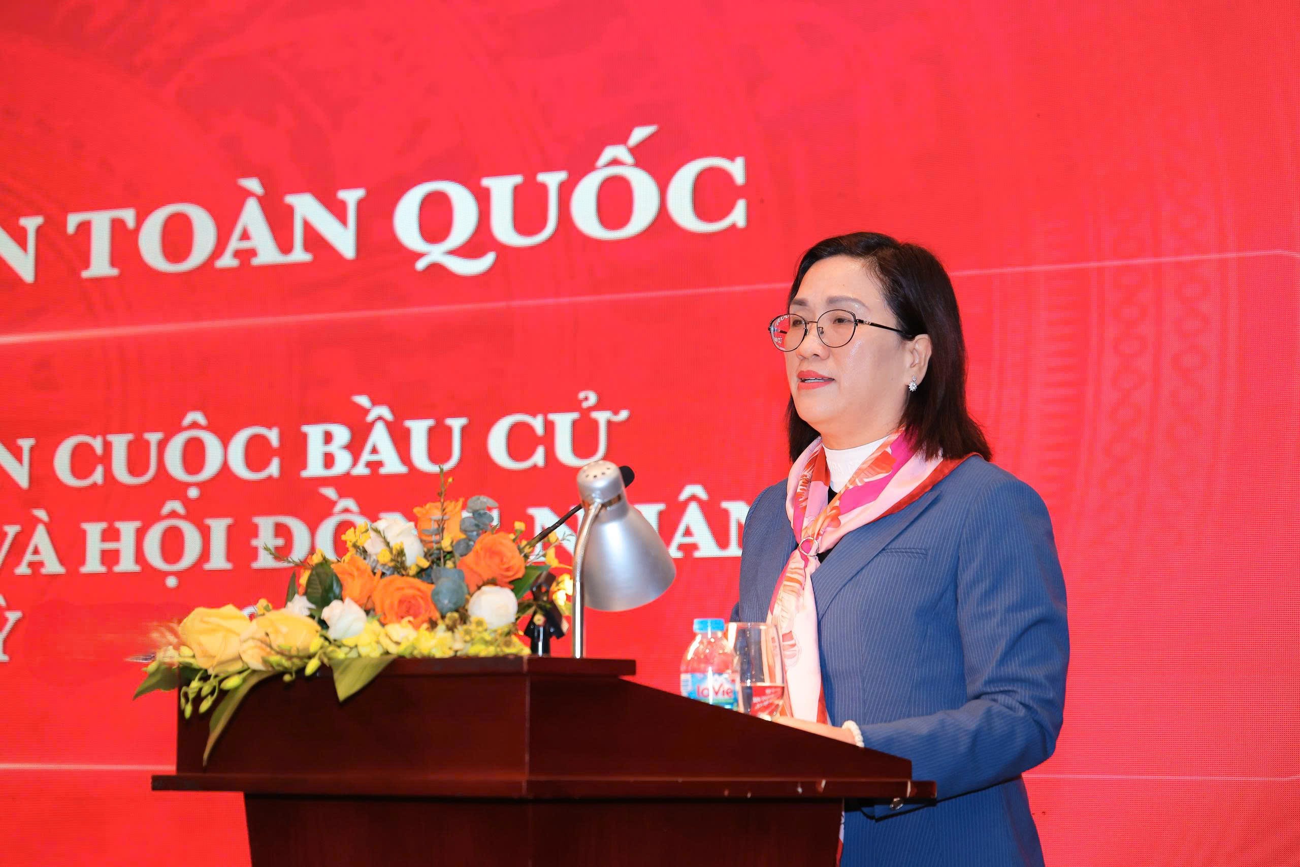 Thông tin, tuyên truyền giữ vai trò đặc biệt quan trọng trong bầu cử