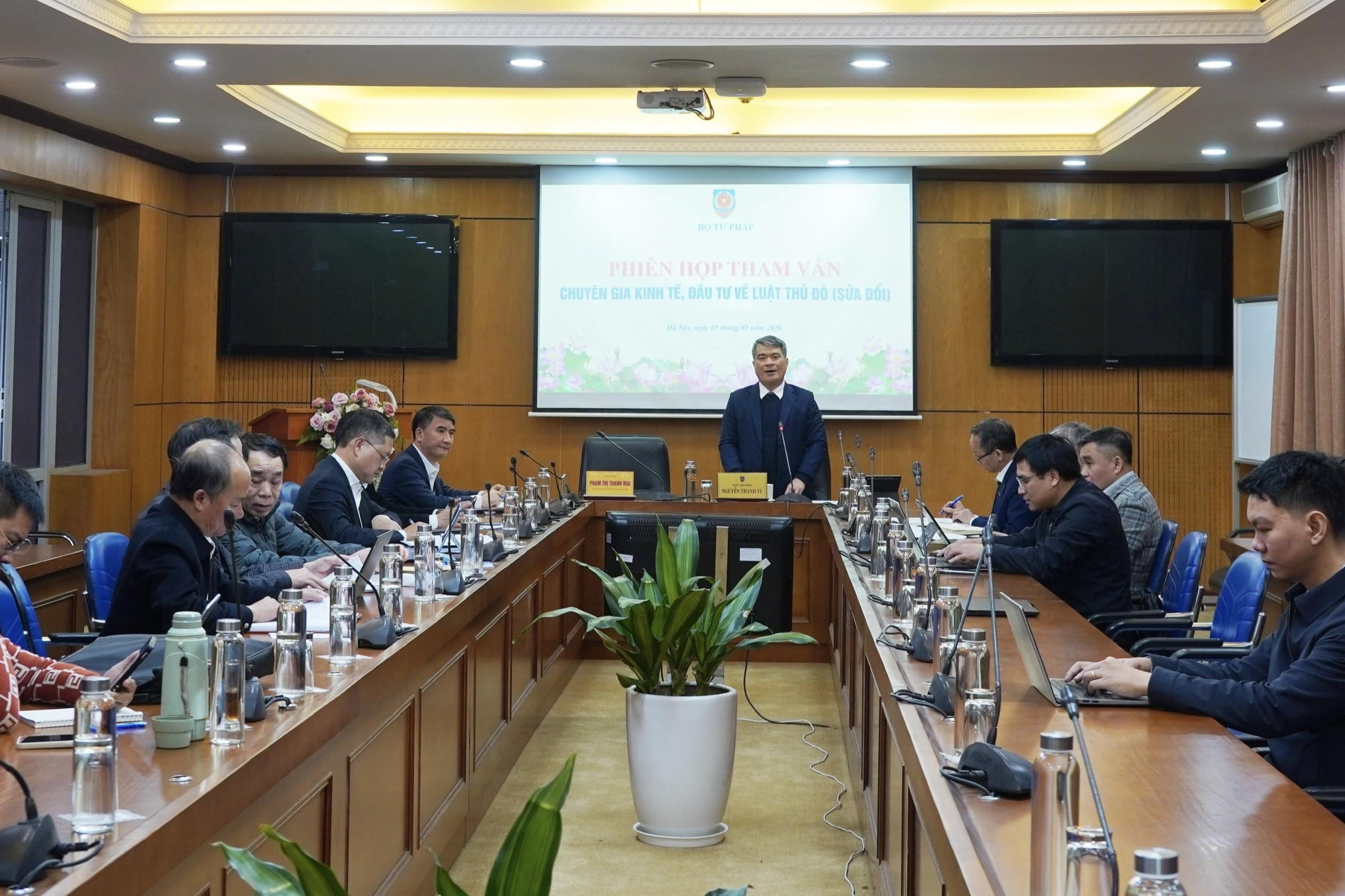 Tạo lập khuôn khổ pháp lý đủ mạnh cho sự phát triển bền vững của Thủ đô