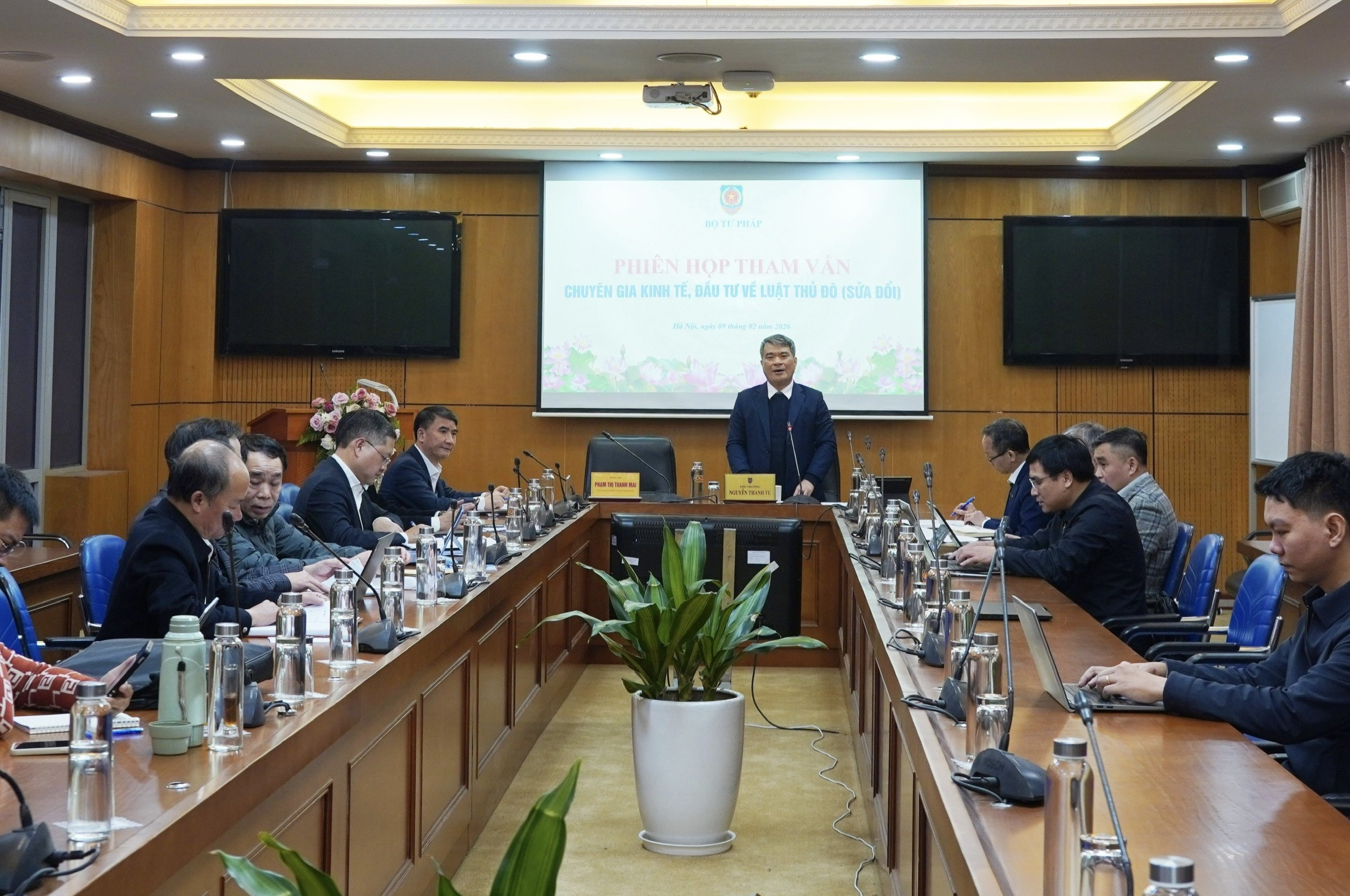 Tạo lập khuôn khổ pháp lý đủ mạnh cho sự phát triển bền vững của Thủ đô