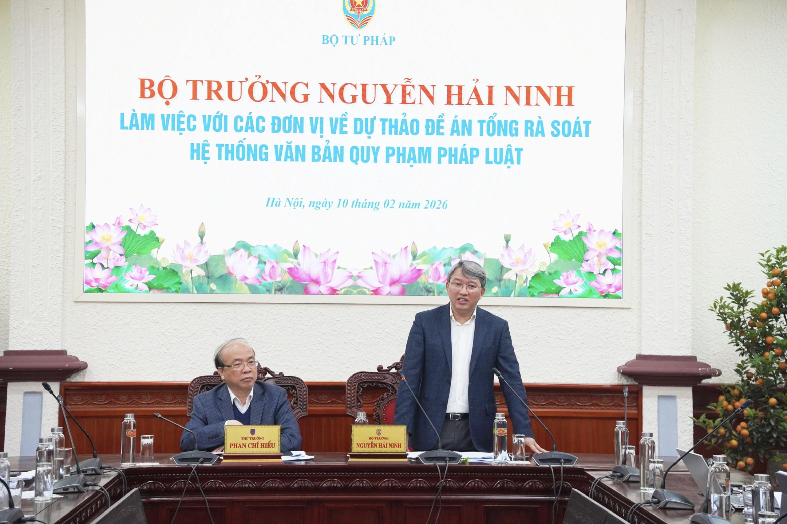 Tăng cường vai trò luật sư, luật gia trong rà soát pháp luật