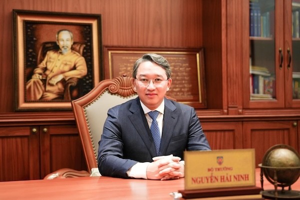 Thư cảm ơn và chúc mừng năm mới của Bộ trưởng Bộ Tư pháp Nguyễn Hải Ninh